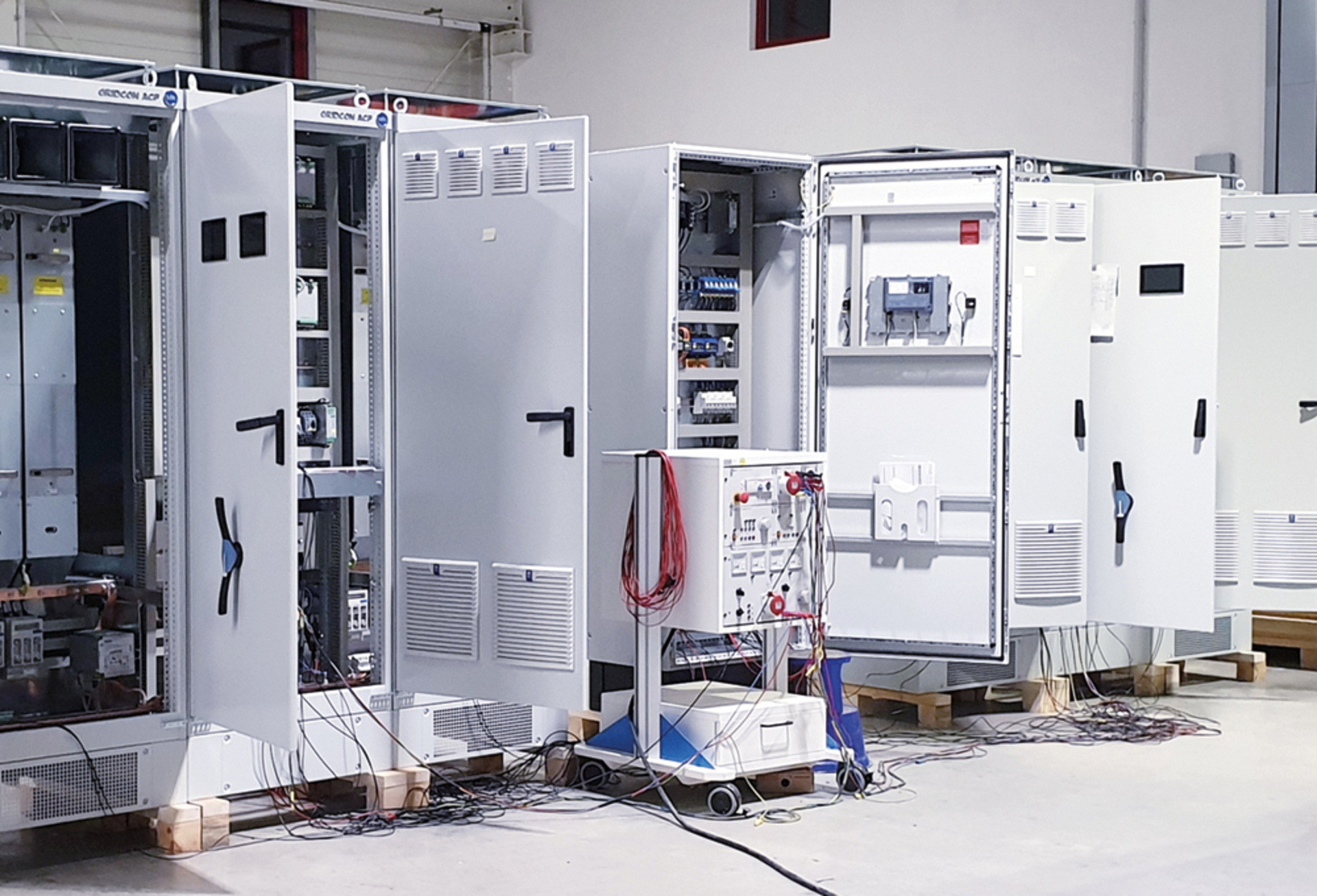 Oberschwingungsfilter bei INOTEC Kompetenzcenter für Elektrische Anlagen Sangerhausen GmbH in Sangerhausen