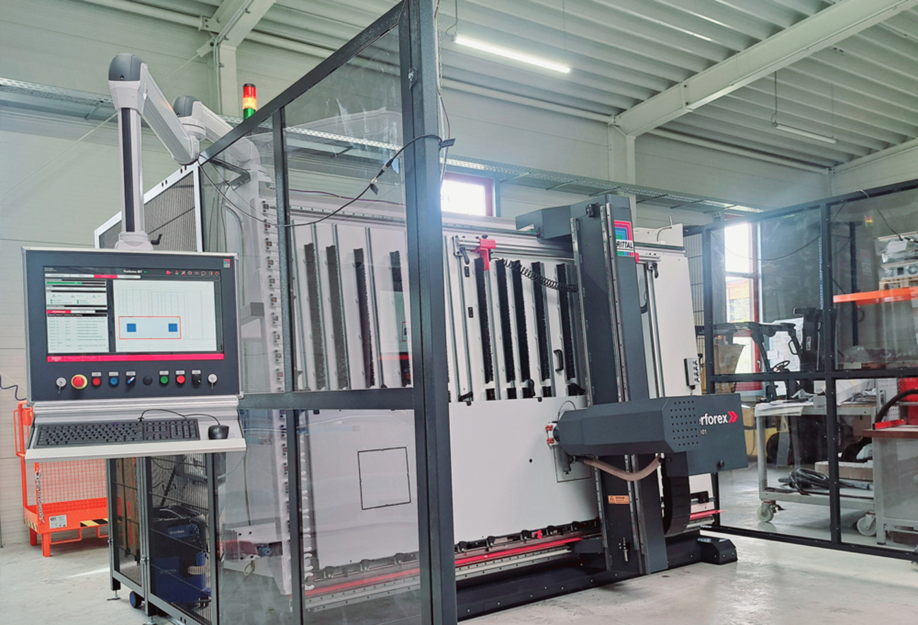 Bearbeitungszentrum bei INOTEC Kompetenzcenter für Elektrische Anlagen Sangerhausen GmbH in Sangerhausen