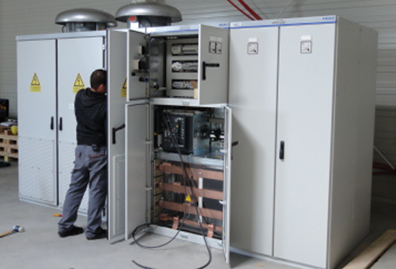 Daimler AG bei INOTEC Kompetenzcenter für Elektrische Anlagen Sangerhausen GmbH in Sangerhausen
