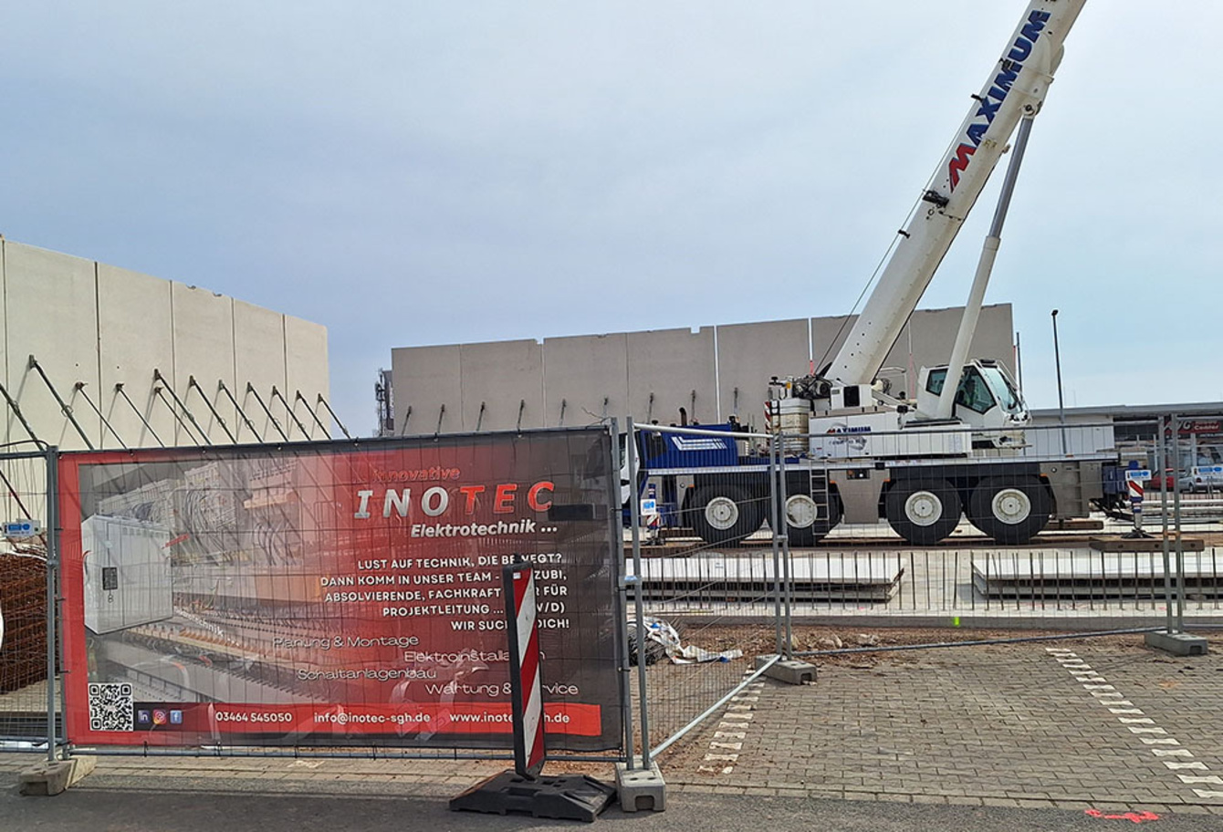 Investitionen: Modernes Fachmarktzentrum im Gewerbegebiet Sangerhausen bei INOTEC Kompetenzcenter für Elektrische Anlagen Sangerhausen GmbH in Sangerhausen